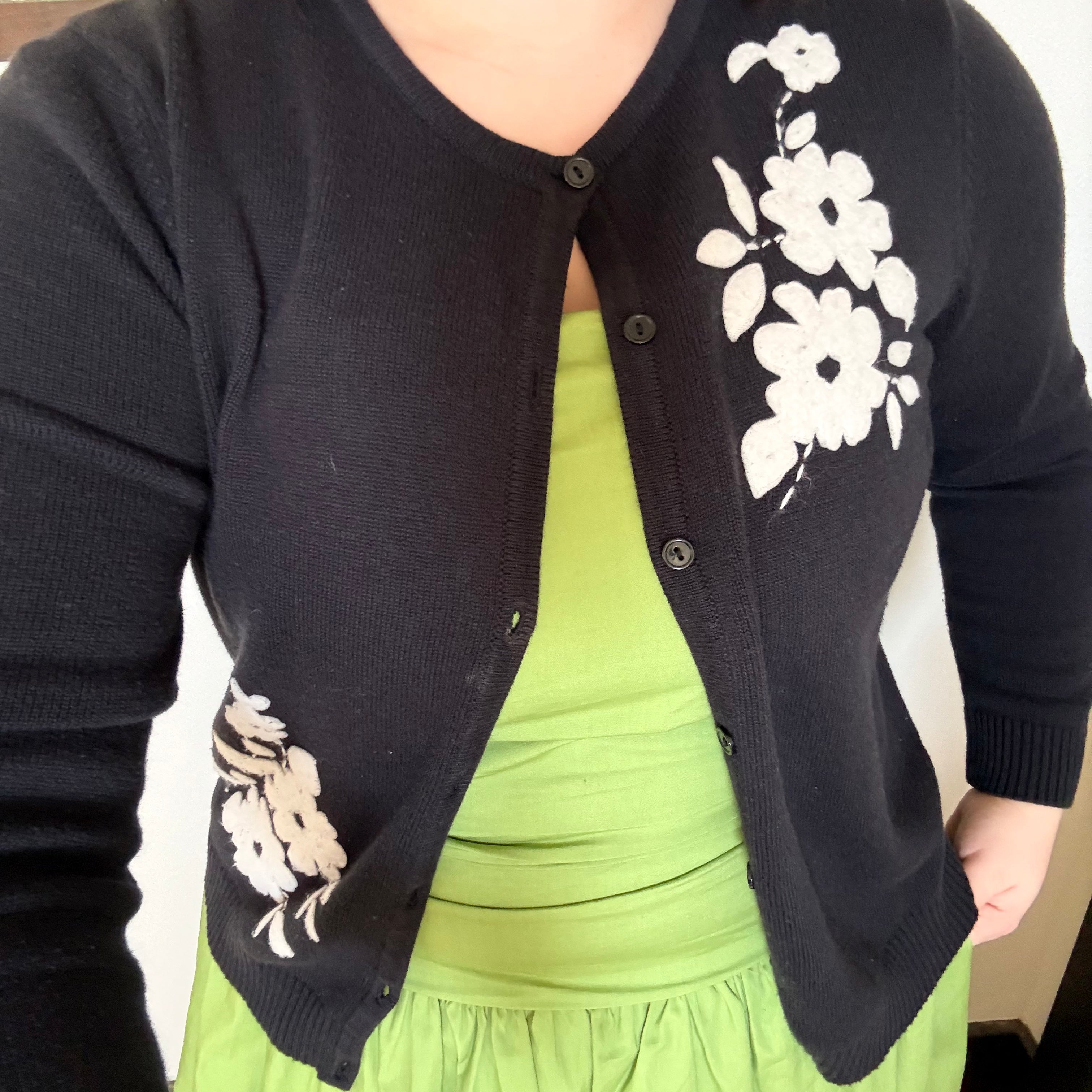 Women's vintage floral cardigan